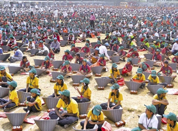 350px-Suryakumbh_2014