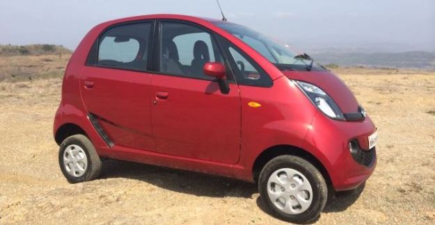 The gap between the wheel and the body tells me that a 13inch size alloy wheel with disc brakes can be expected soon!!!